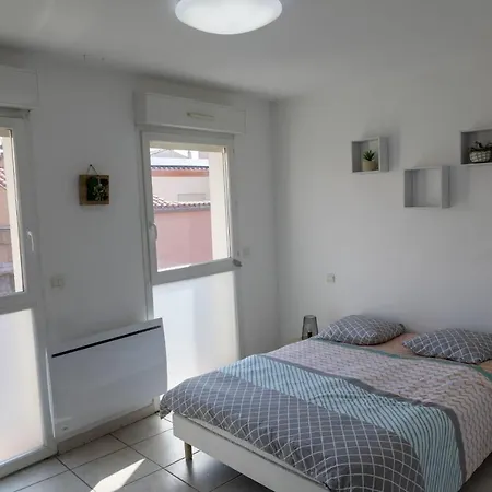 Apartment Spacious Duplex With South-facing Terrace Perpignan