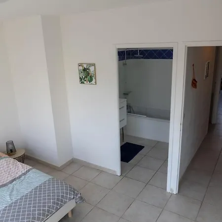 Spacious Duplex With South-facing Terrace Apartment *